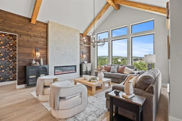 6212 Alamosa Clearing Dr, Austin, TX 78738