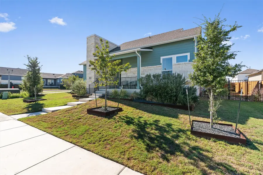 9212 Apogee, Austin, TX 78744 - Image #2