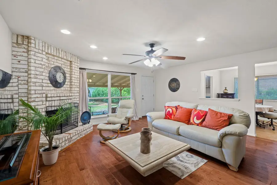 4107 Columbine Dr, Austin, TX 78727 - #3