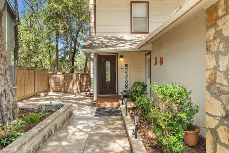 1304 Cool Shadow Dr, Del Valle, TX 78617 - #2
