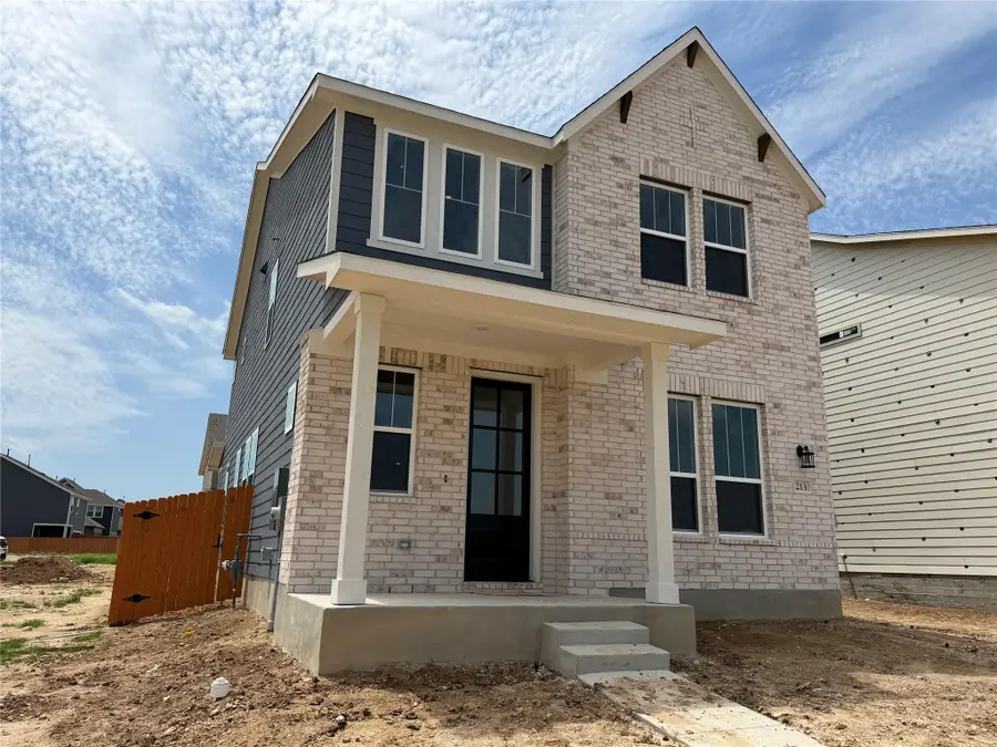 213 Leeland Dr, Liberty Hill, TX 78642 - #2