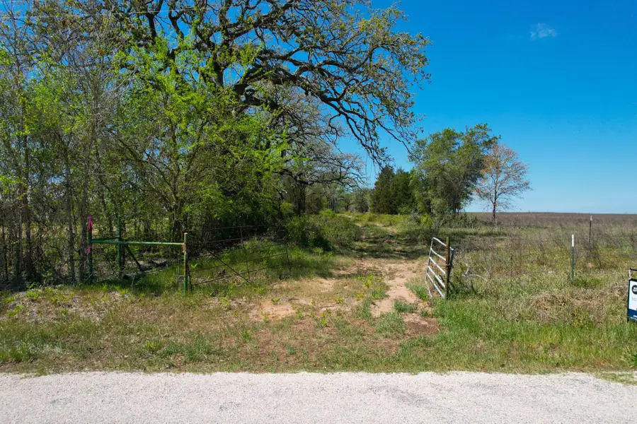 1550 Cattlemens Row, Lockhart, TX 78644 - #3