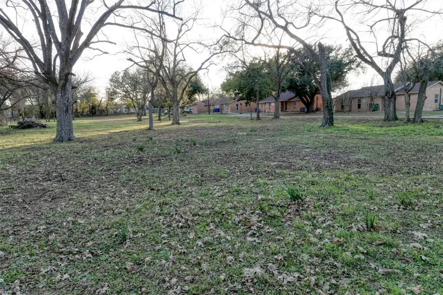 Lot 1 E Alamo St, Elgin, TX 78621 - Image #3