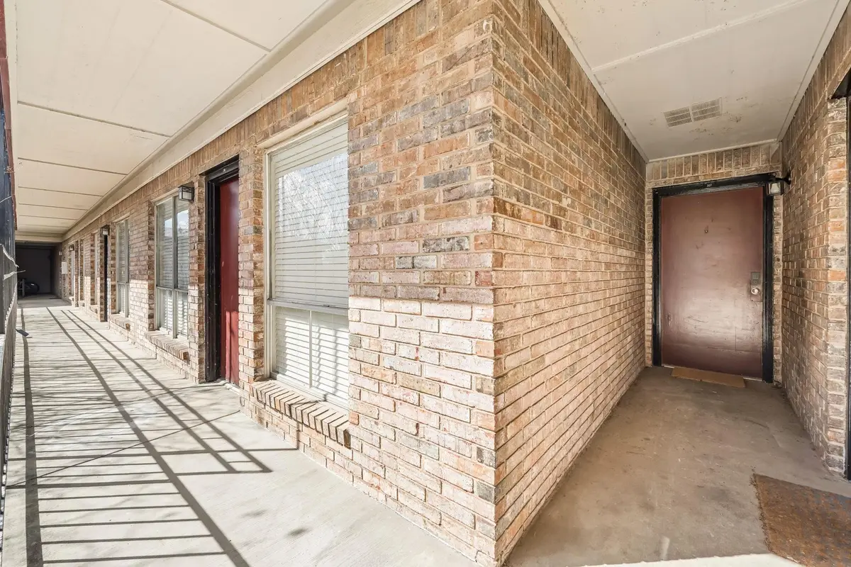 2207 Leon St #307, Austin, TX 78705 - #1