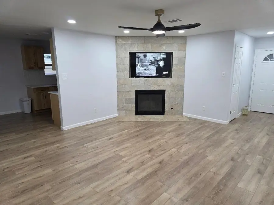 4803 Peach Grove Rd, Austin, TX 78744 - #3