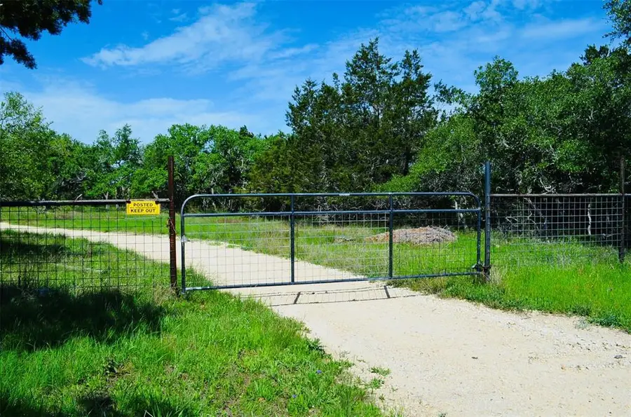 560 Longview Rd, Dripping Springs, TX 78620 - #2