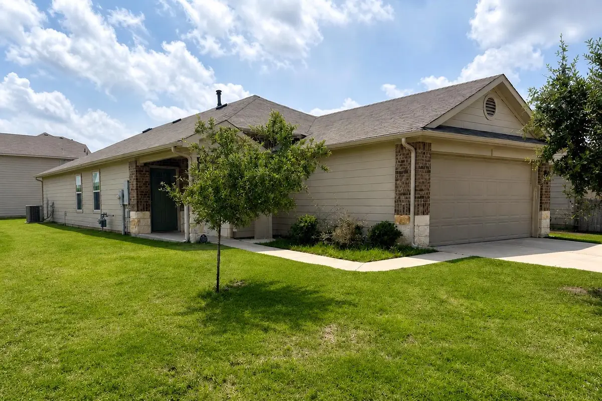 13800 Levy Ln, Pflugerville, TX 78660 - #1