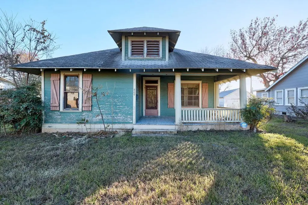 809 E 45th 1/2 St, Austin, TX 78751 - #1
