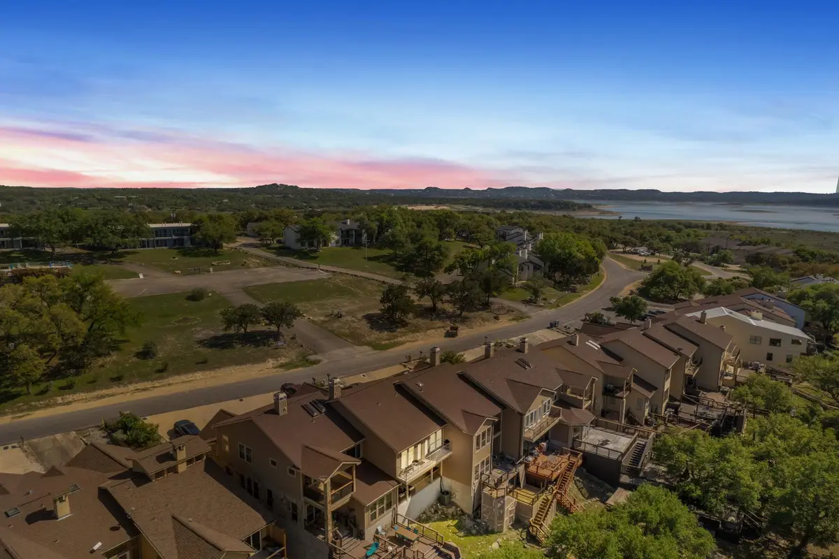 970 Parkview Dr, Canyon Lake, TX 78133 - Image #1