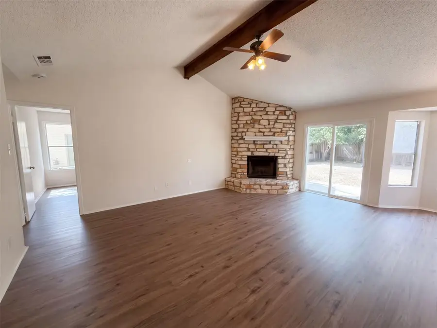 3702 Kandy Dr, Austin, TX 78749 - #3