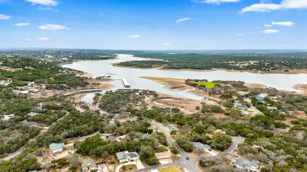 21461 Coyote Trl #7, Lago Vista, TX 78645