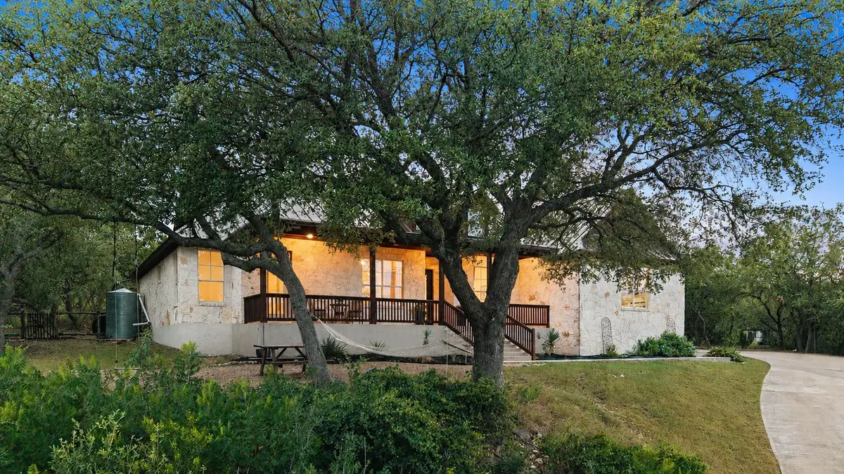 1906 Bee Creek Rd, Spicewood, TX 78669 - #1