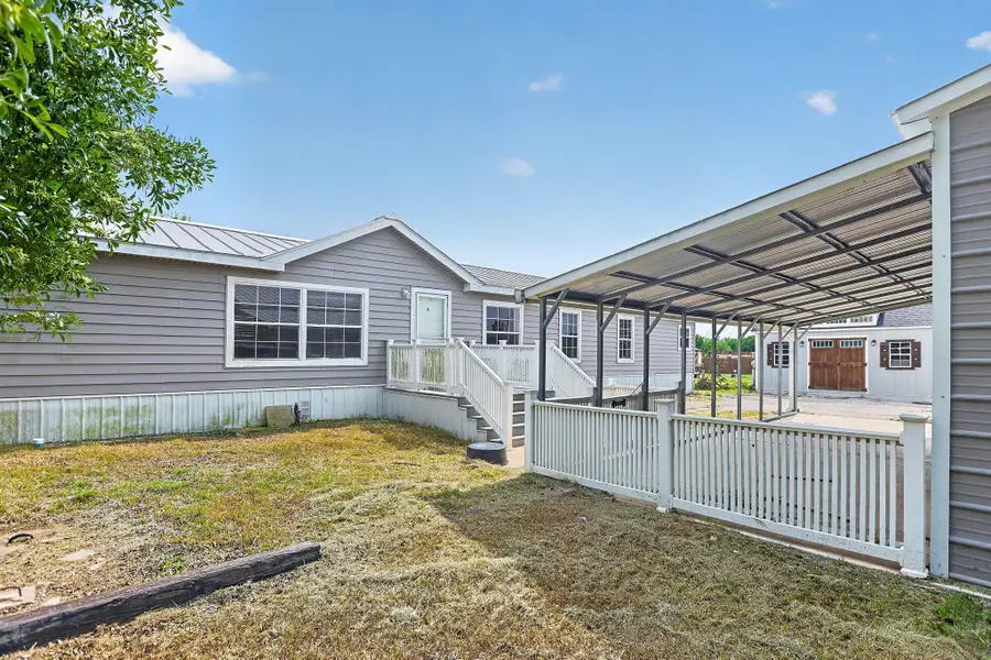 417 Birmensdorf Dr, San Marcos, TX 78666 - #2