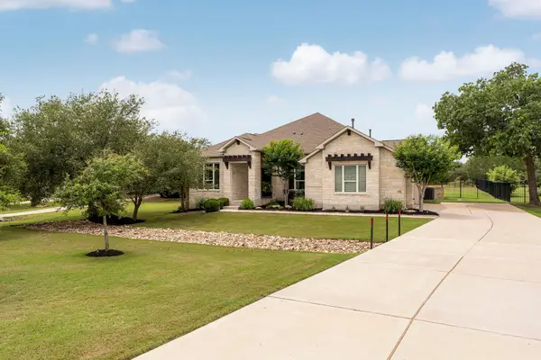 530 Hawthorne Loop, Driftwood, TX 78619