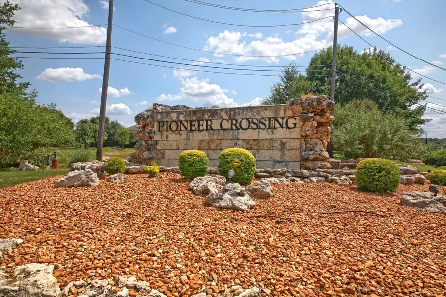 2132 S Callingwood Dr, Austin, TX 78754 - Image #3