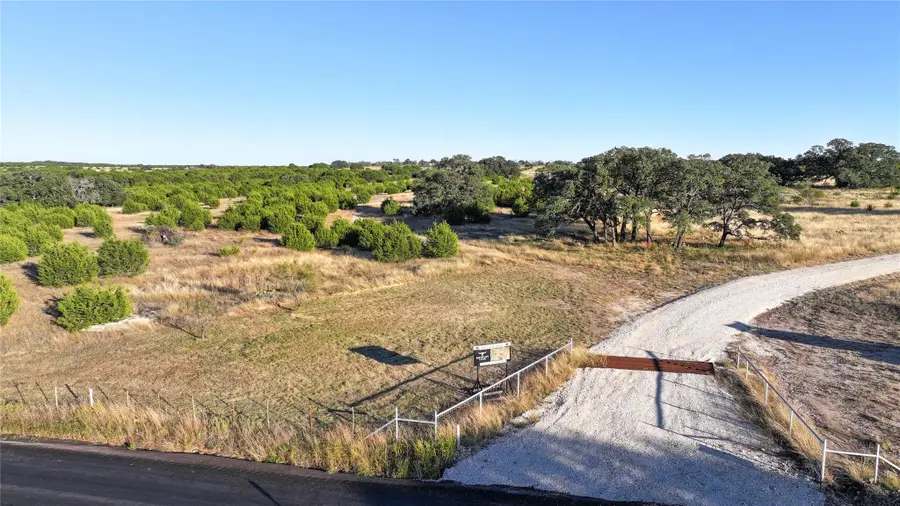 12 Bluestem Ln N, Lampasas, TX 76550 - Image #3
