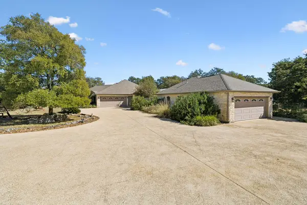 85 Rio Colorado Dr, Boerne, TX 78006