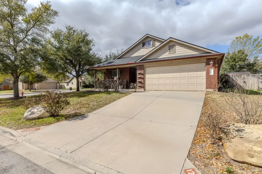 12800 Starbrimson Trl, Elgin, TX 78621 - #2