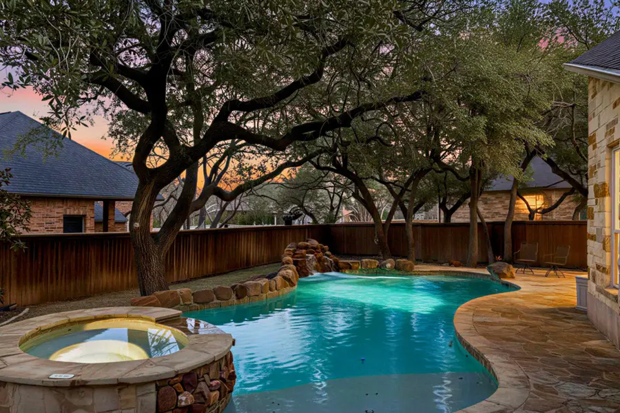 10901 Doswell Cv, Austin, TX 78739 - #3