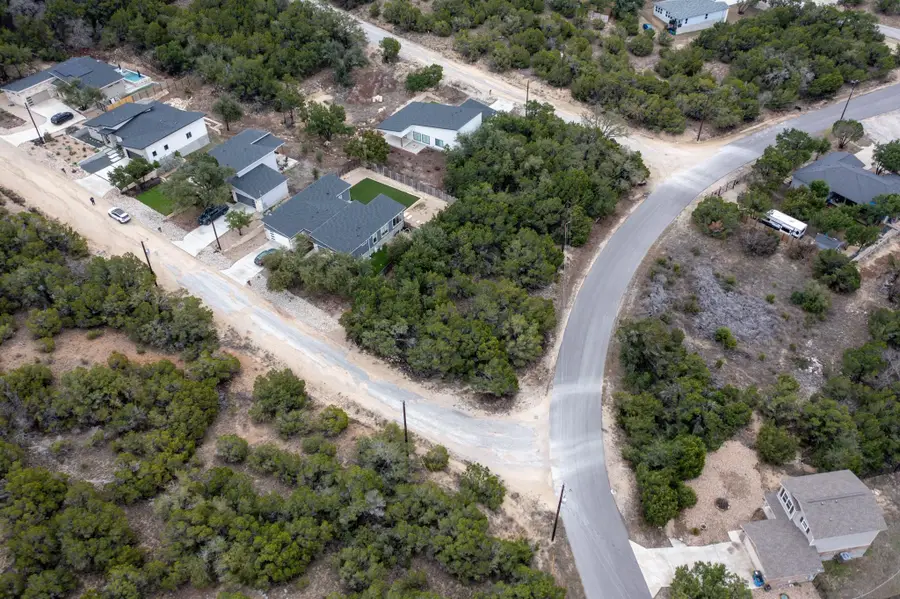 8601 Big Horn Cir, Lago Vista, TX 78645 - Image #3