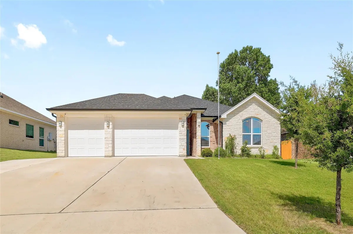 205 Slippery Elm Dr, Nolanville, TX 76559 - #1