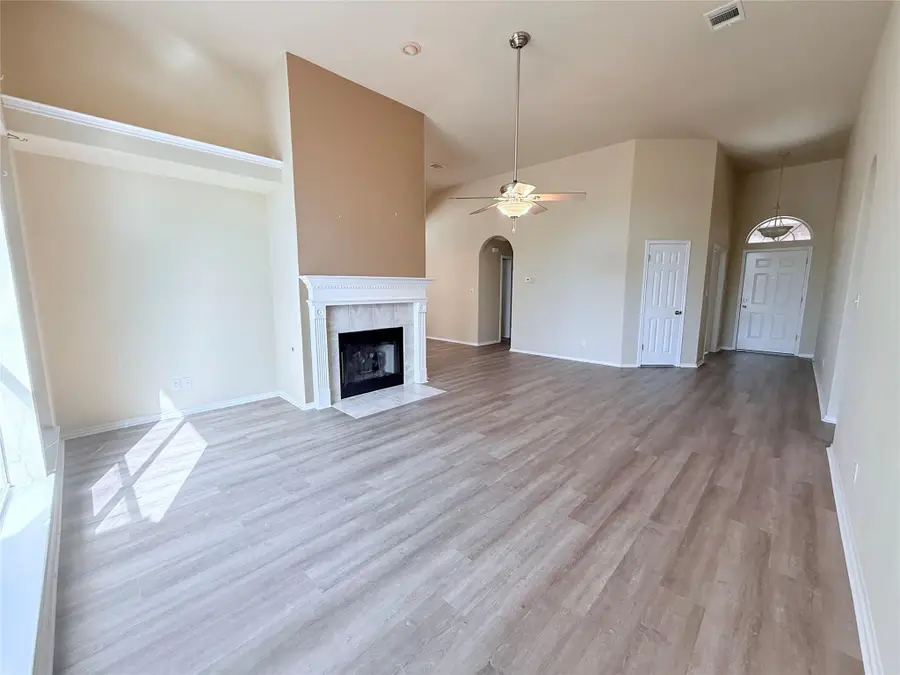 1904 Autumn Fire Dr, Cedar Park, TX 78613 - #3