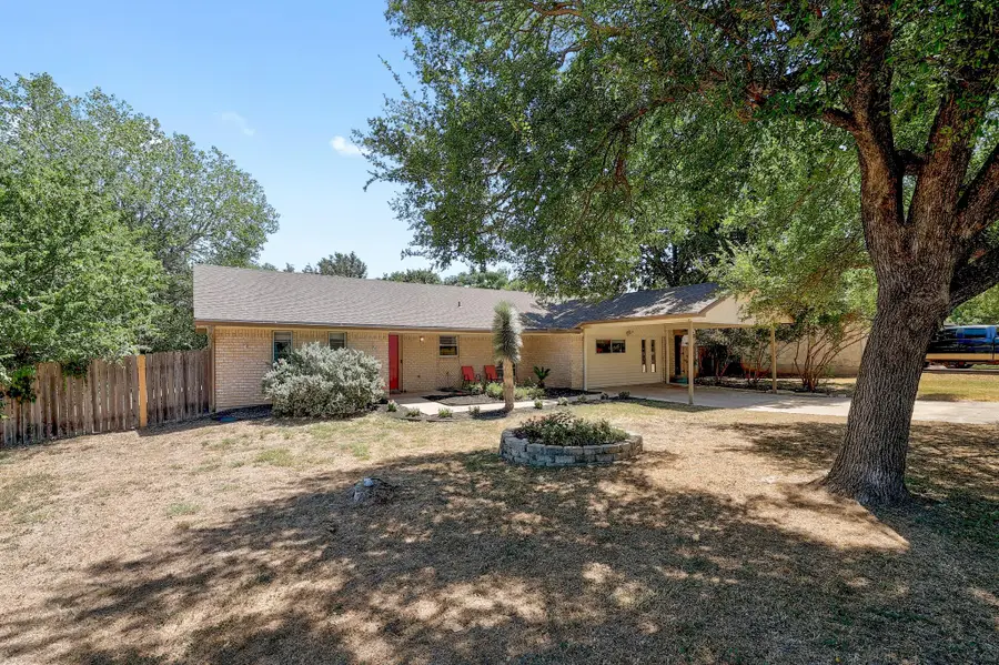 602 Meadowbrook Dr, Georgetown, TX 78628 - #2