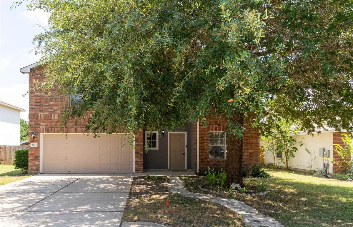 2209 Canvas Back Dr, Taylor, TX 76574 - #1