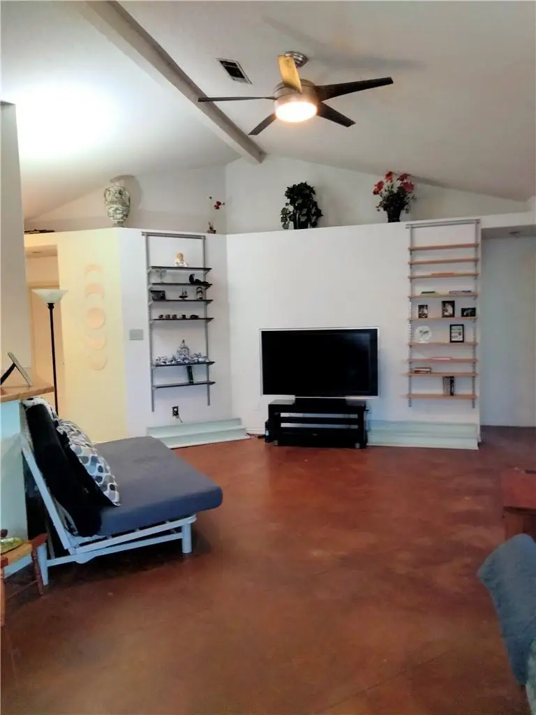 6413 Jennings Dr, Austin, TX 78727 - #2
