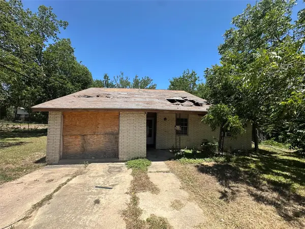 506 Forest Ct, Taylor, TX 76574