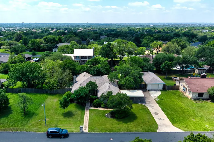 3805 Carmel Dr, Round Rock, TX 78681 - #2