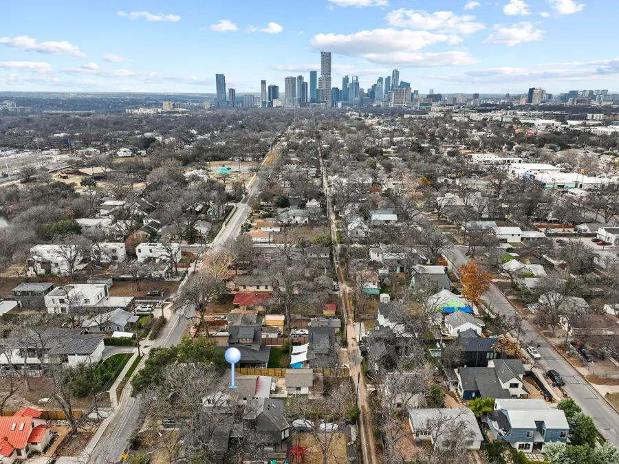 2612 Canterbury St, Austin, TX 78702 - Image #3