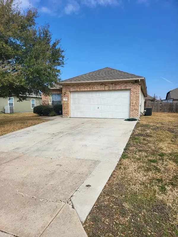 120 Almquist St, Hutto, TX 78634