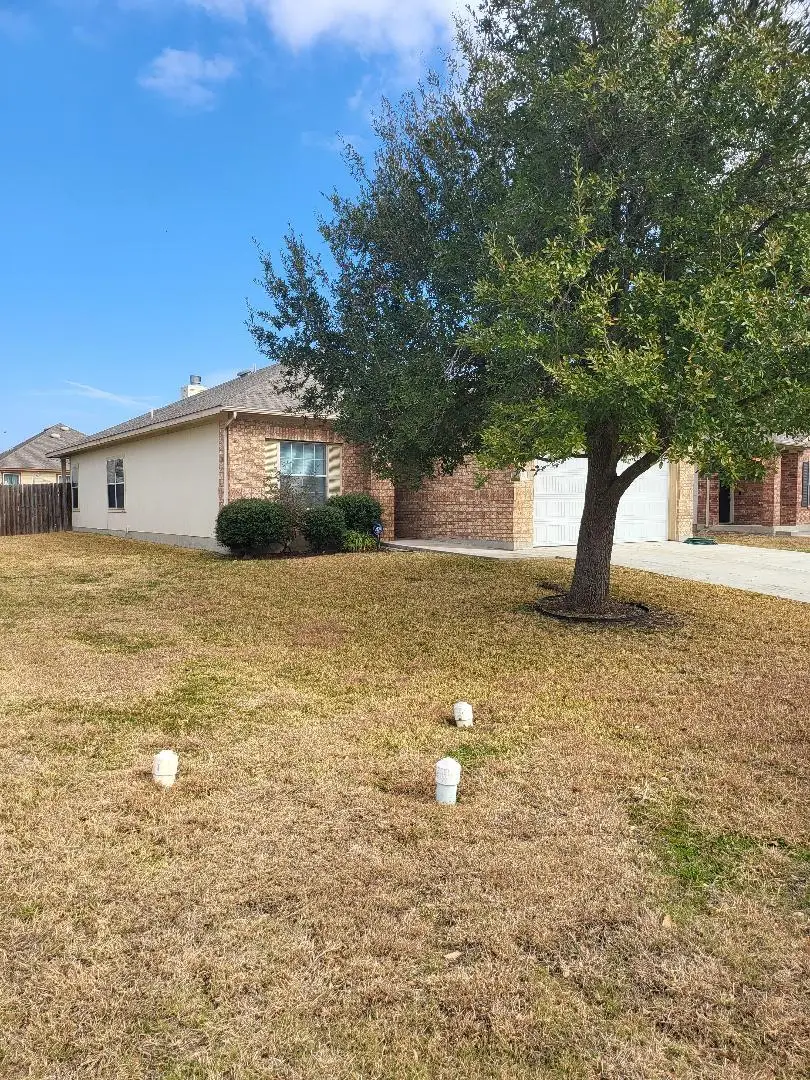 120 Almquist St, Hutto, TX 78634 - #2