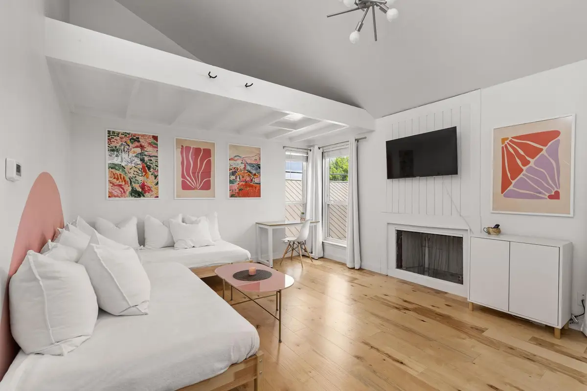 1000 W 26th St #208, Austin, TX 78705 - #1