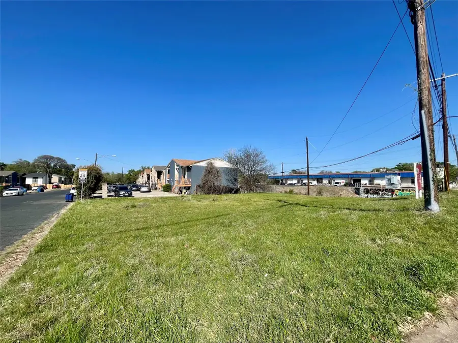 1700 W Stassney Ln, Austin, TX 78745 - #2