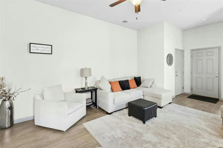 2800 Joe Dimaggio Blvd #96, Round Rock, TX 78665 - #3