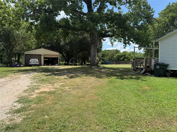 2000 Citation Dr, Del Valle, TX 78617
