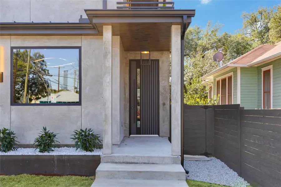 107 W Johanna St #A, Austin, TX 78704 - #2