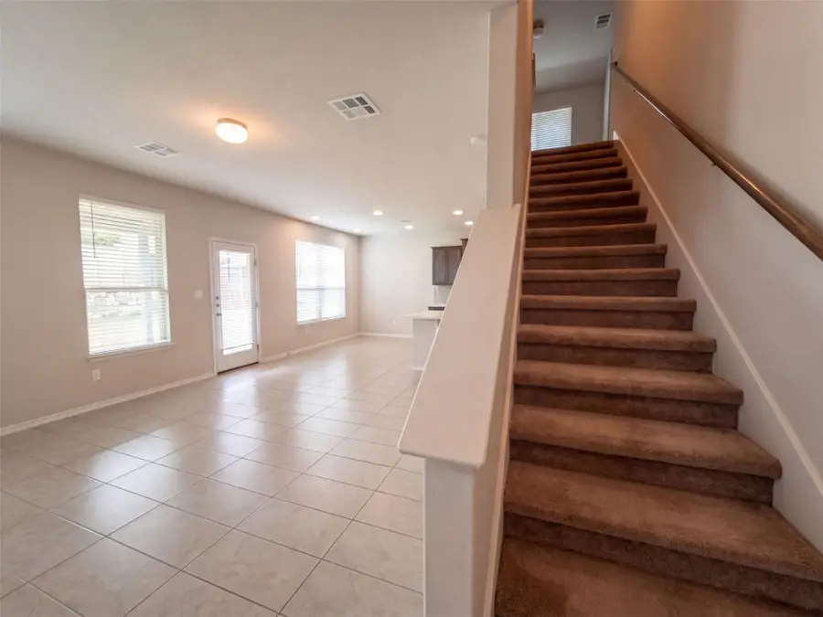 3651 Sandy Brook Dr #206, Round Rock, TX 78665 - #3
