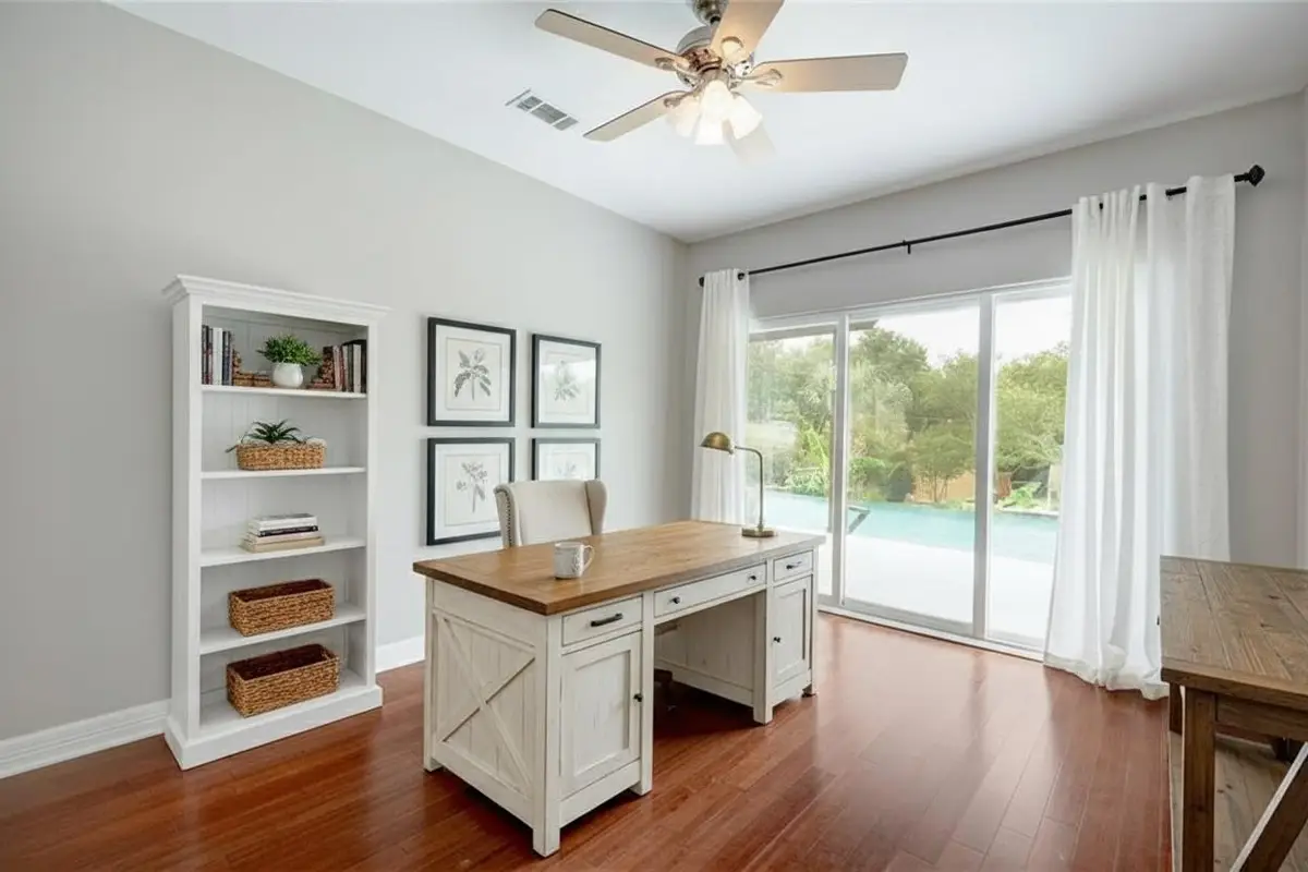 130 La Paz Pl, Cedar Creek, TX 78612 - #1