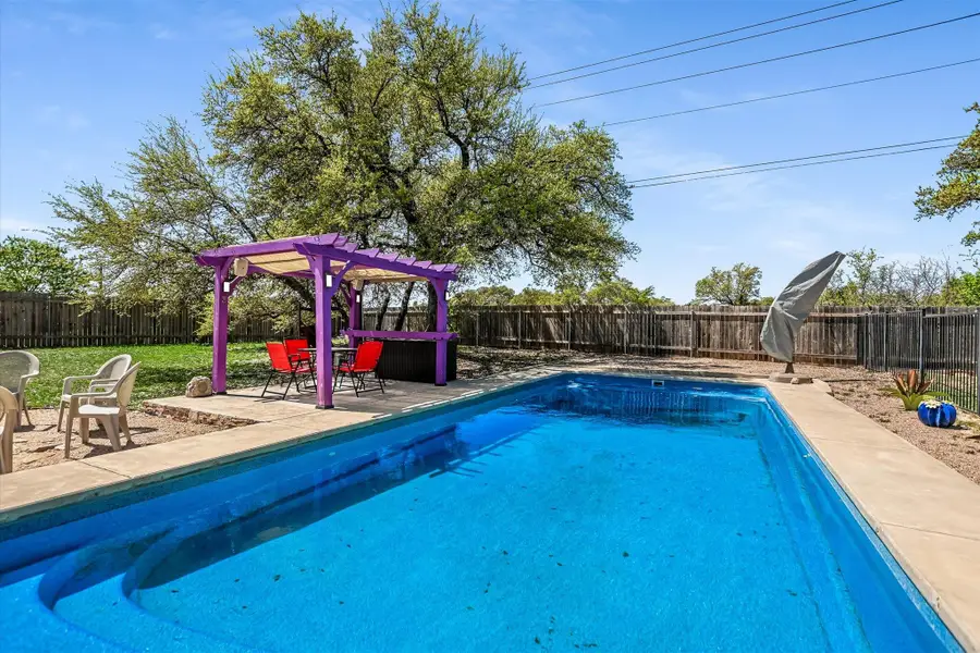 109 Kendra Dr, Liberty Hill, TX 78642 - #2