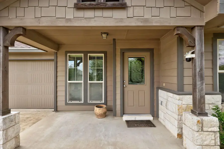621 Amber Ln, Jarrell, TX 76537 - #2