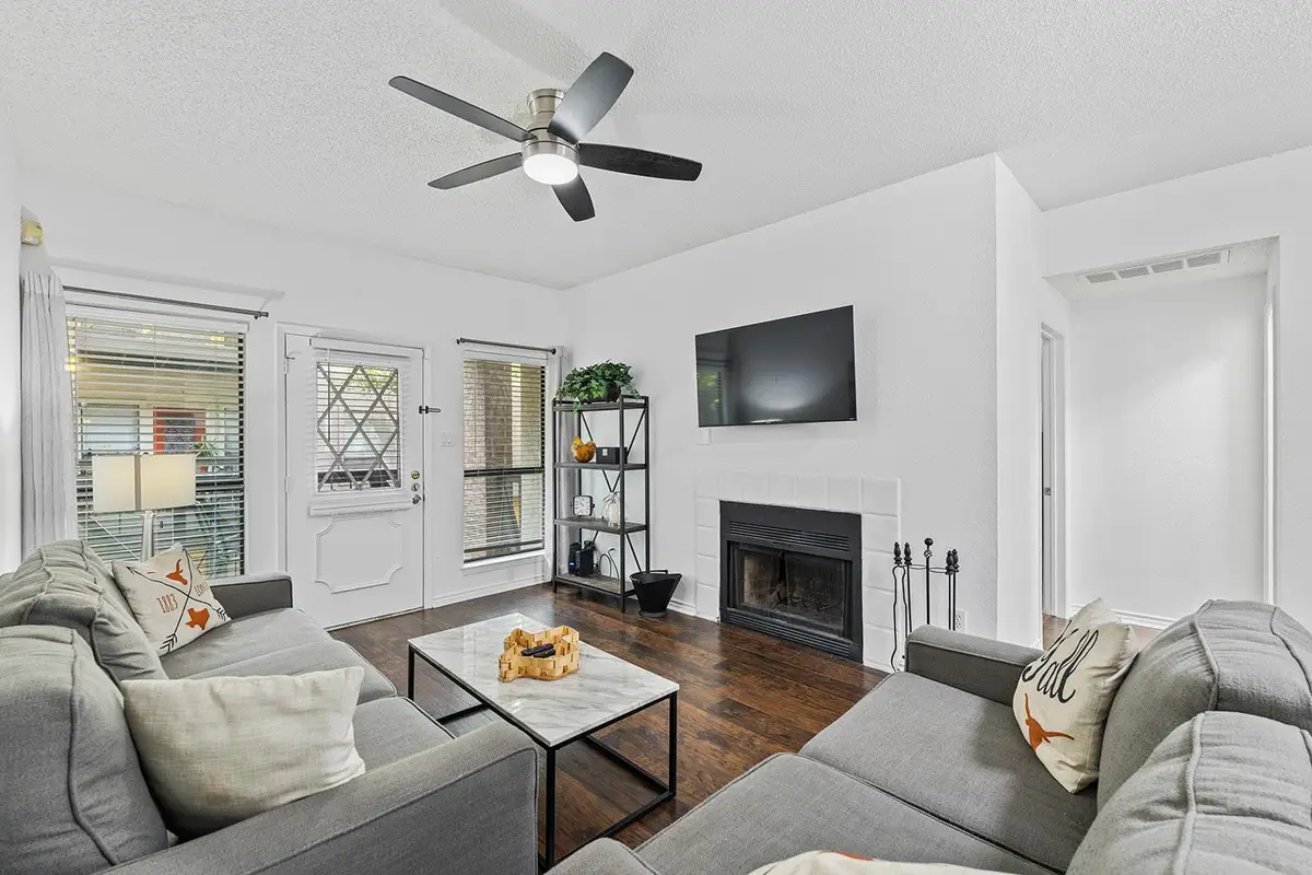 806 W 24th St #210, Austin, TX 78705 - #1