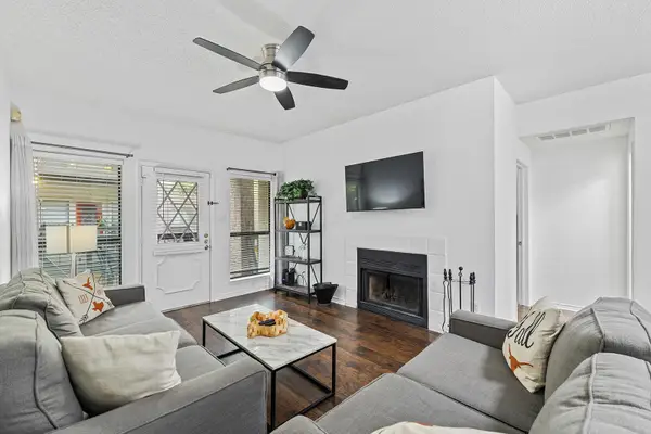 806 W 24th St #210, Austin, TX 78705