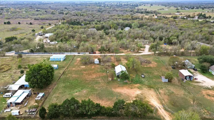 163 Lower Elgin Rd, Elgin, TX 78621 - Image #2