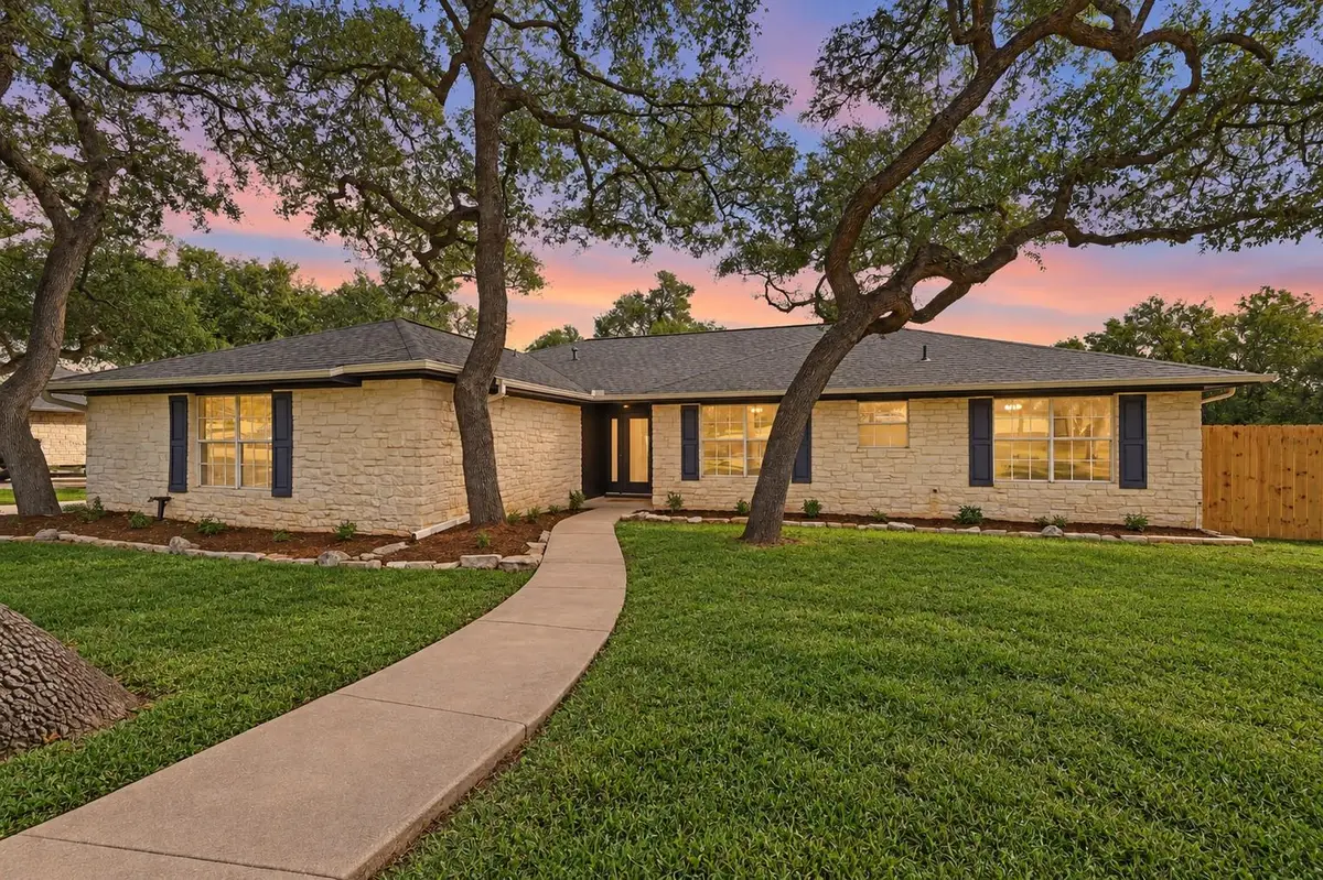 600 Meadow Oaks Dr, Dripping Springs, TX 78620 - #1