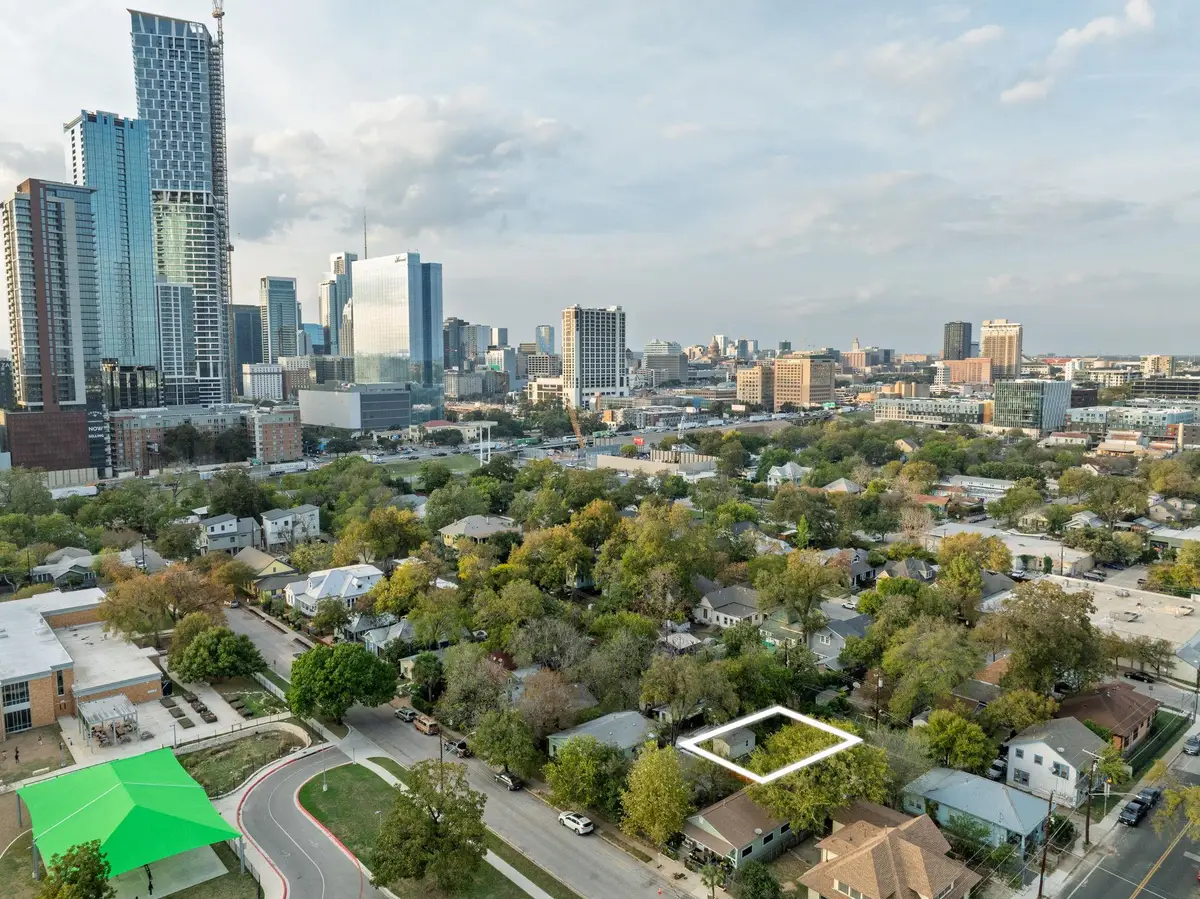 1020 Spence St #B, Austin, TX 78702 - Image #1