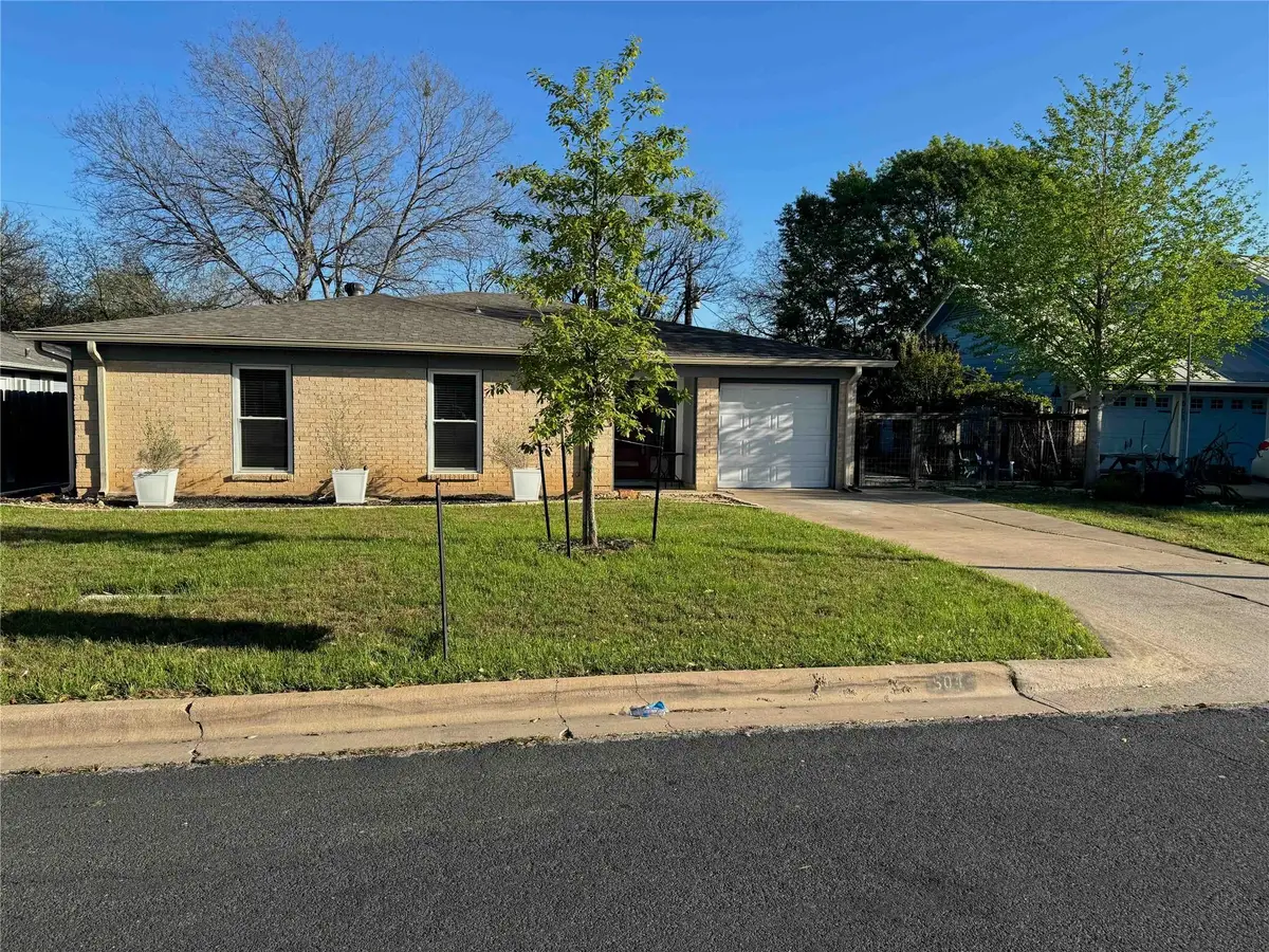 504 Heartwood Dr, Austin, TX 78745 - #1