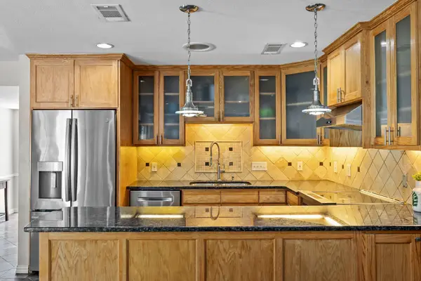 504 Heartwood Dr, Austin, TX 78745